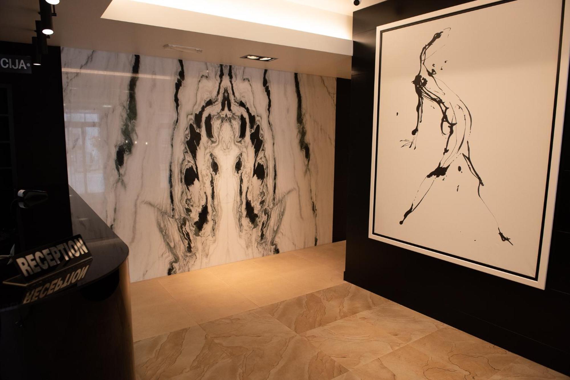 Hotel Sun โลซนิตซา ภายนอก รูปภาพ