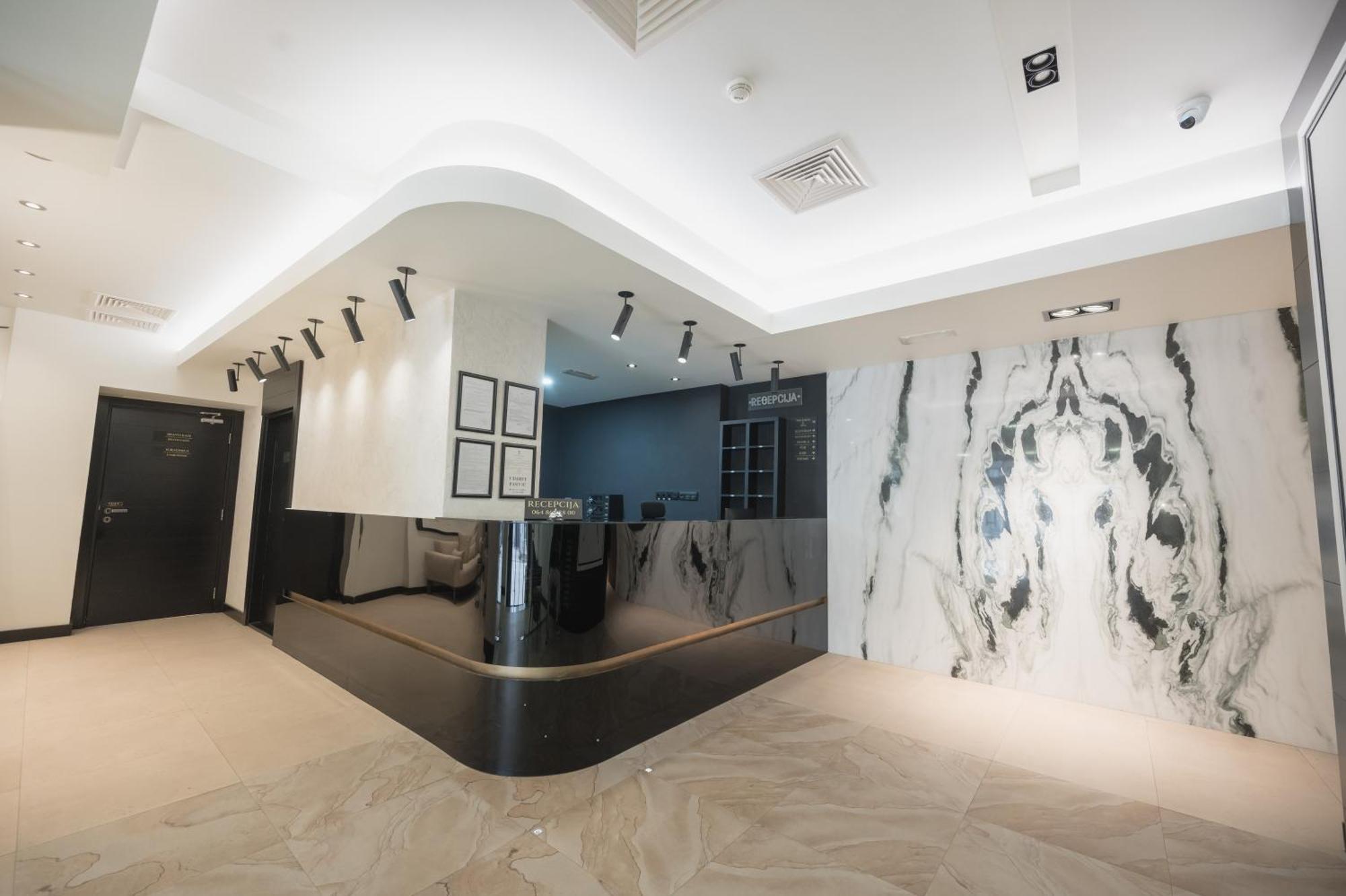 Hotel Sun โลซนิตซา ภายนอก รูปภาพ